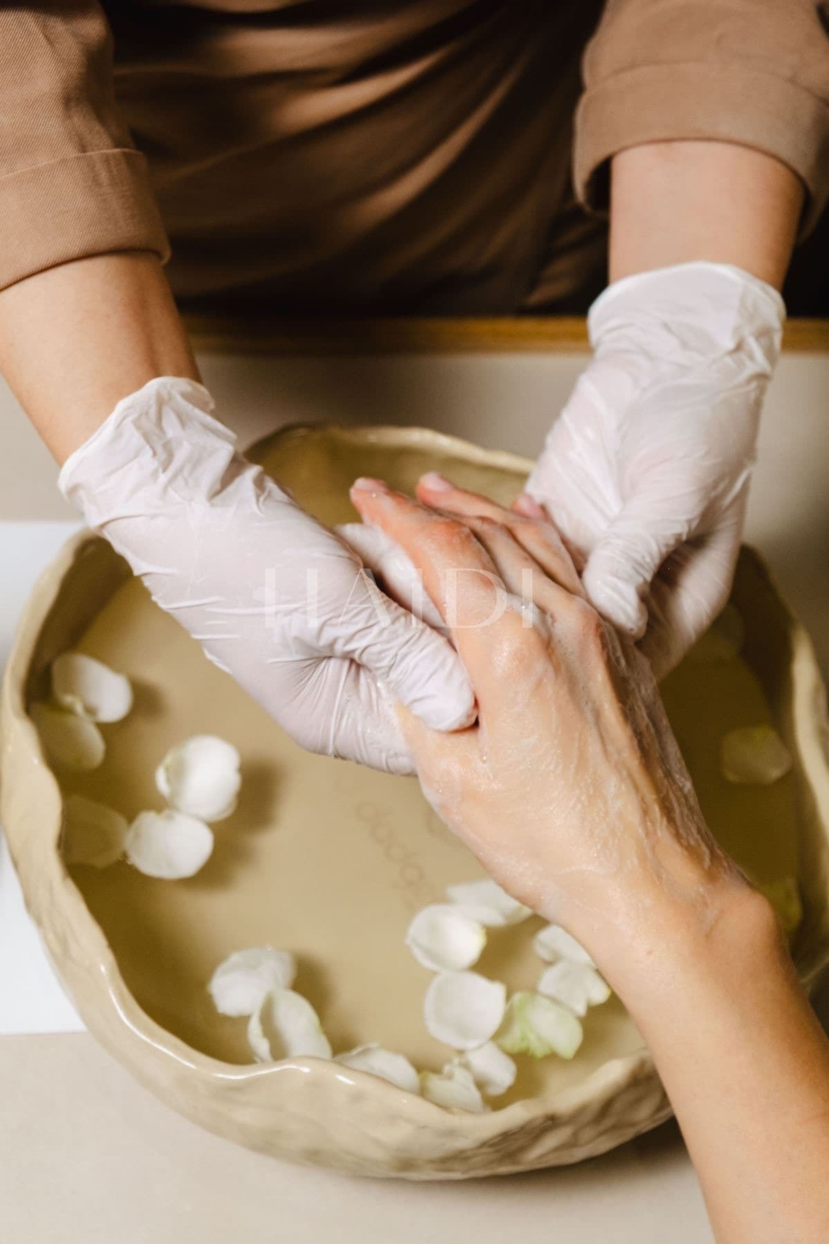N2 nail hand and foot care 4